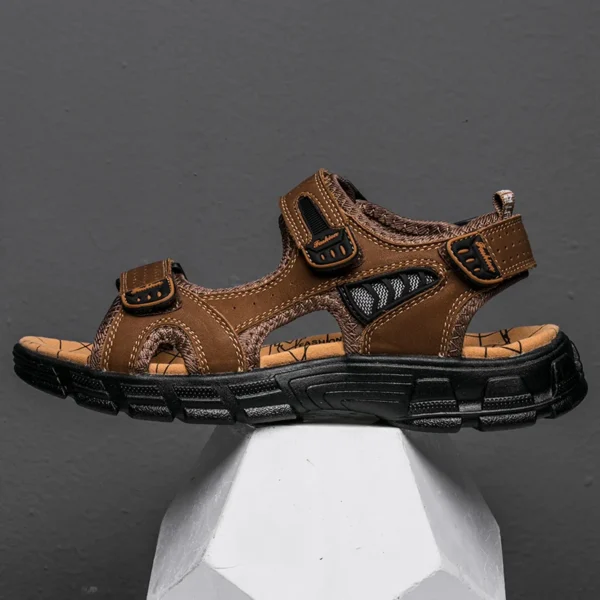 2023 New Genuine Leather Men's Sandals Summer Outdoor Non-slip Hiking Trekking Shoes for Men Beach Slippers Casual Sneakers