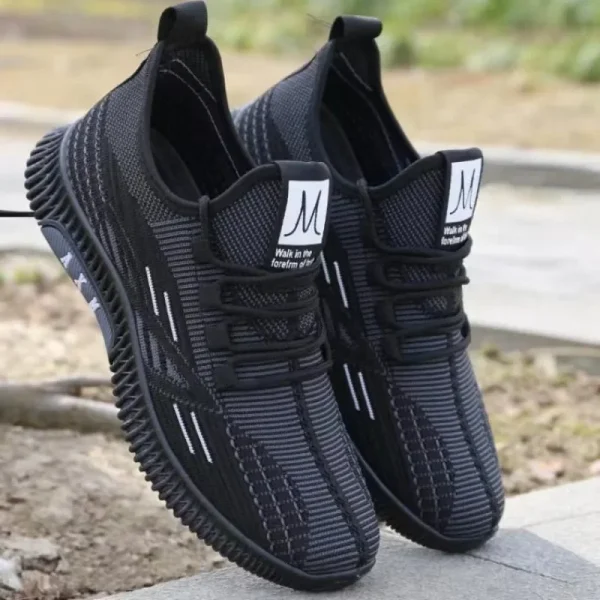 Men's Casual Shoes Light Colored Sports Shoes White Outdoor Breathable Mesh Fabric Black Running Sports Jogging Tennis Shoes