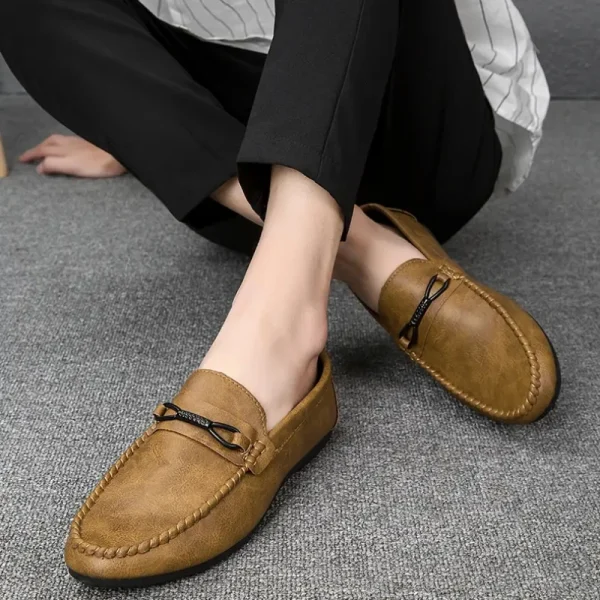 Luxury Leather Men Shoes Casual Soft Men Loafers Handmade Moccasins Breathable Slip on Boat Shoes Zapatos Hombre 2024